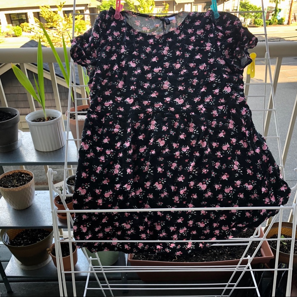 H&M DIVIDED skater girl dress